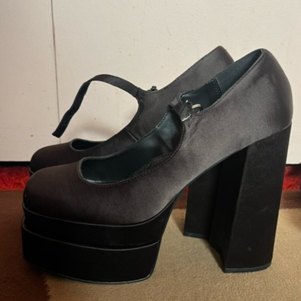 CALL IT SPRING SIZE 10 MARYJANE PLATFORM HEELS BLACK